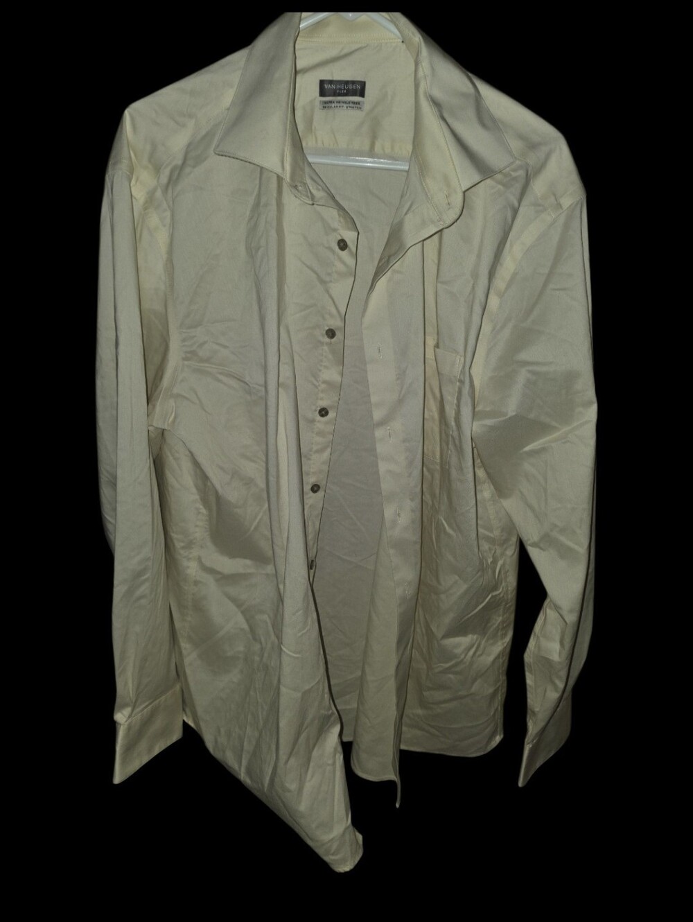 6/11/101. Van Heusen Men's Cream Long-Sleeve Button-Up Dress Shirt